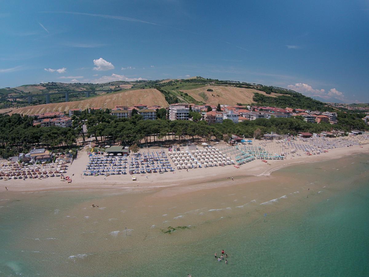 Hotel Corfu Пінето Екстер'єр фото